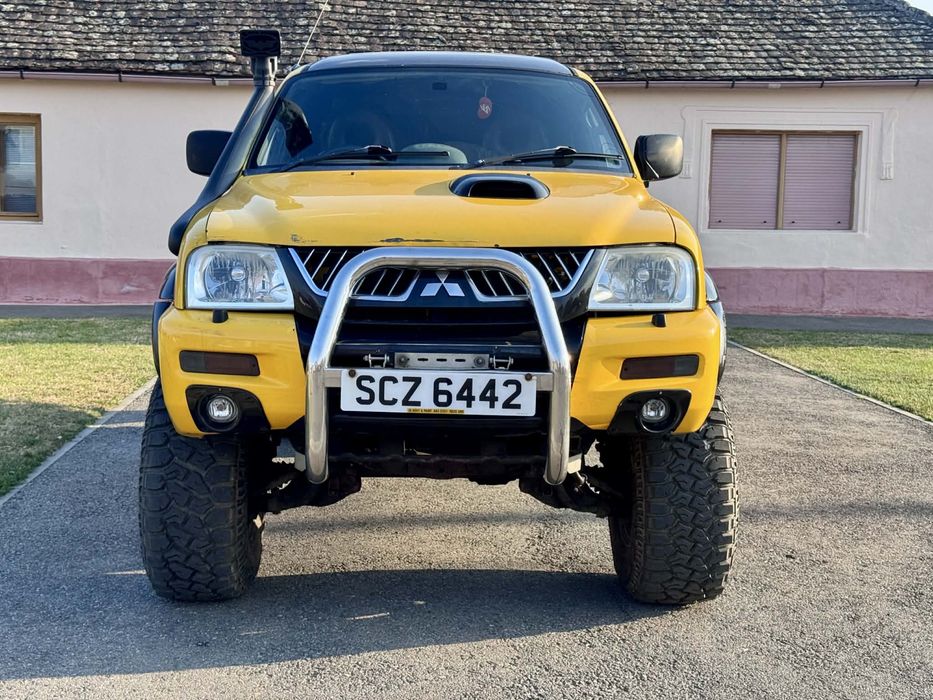 Vand Mitsubishi L200 MONSTER TRUCK An 2003  Full Kit de înălțare pentru off road