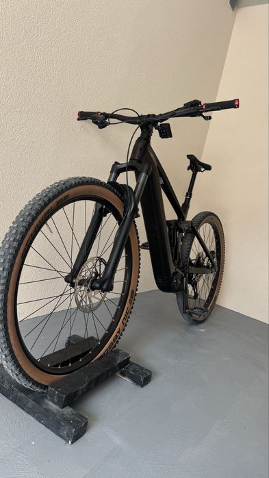 „Електрически велосипед CUBE (Bosch Performance CX Smart System / SRAM DB8)“
