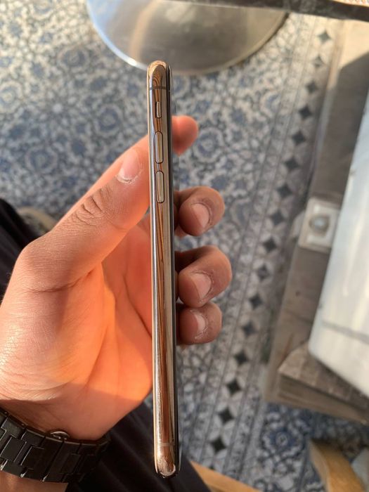 Iphone xs 256gb.