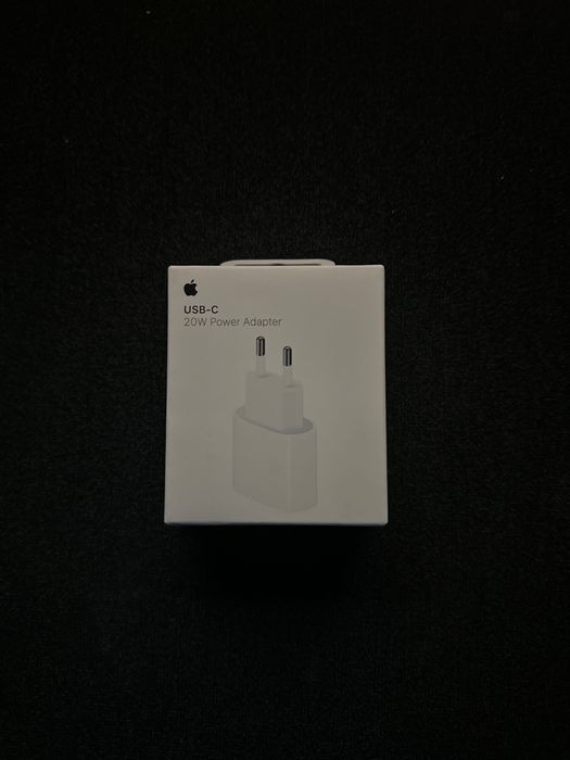 USB-C 20 W Power Adapter и USB-C to Lightning Cable (1m)