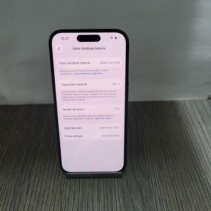 IPhone 15 Pro Mocan Amanet