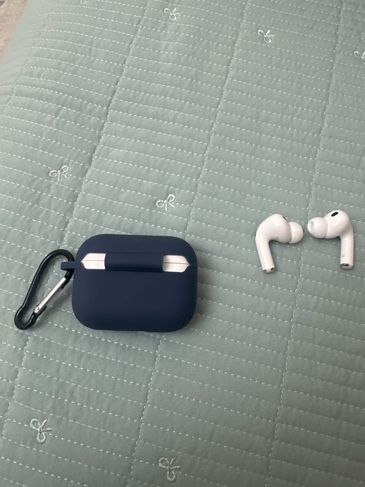 Airpods есть договорная цена