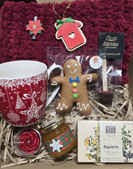 Коледни кутии / коледни подаръчни кутии