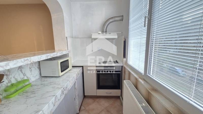 Дава се под наем Тристаен апартамент в Варна, Аспарухово - 65 кв.м за 428.91 € - Снимка #1