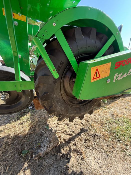 Разсадо-посадъчна машина Sfoggia Italia – 3 реда