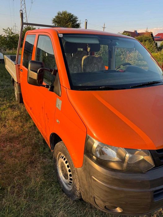 Volkswagen Transporter T5 2012 DOKA/2.0 TDI/ 140 CP/CLIMA