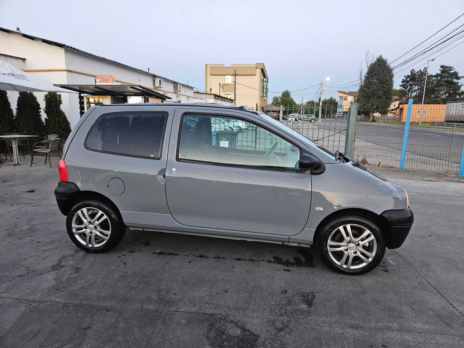 Renault Twingo , an fabricatie 2004