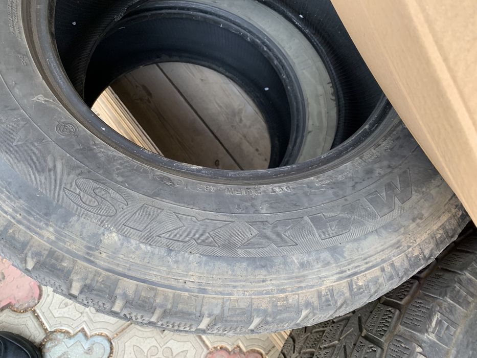 Продам зимние шины