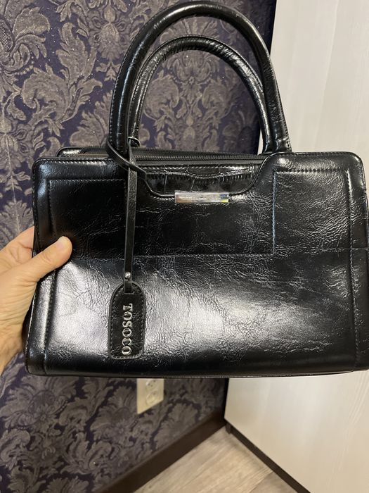 Продам Женскую  кожанную сумку