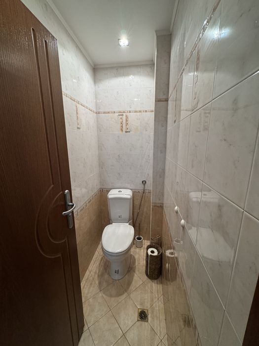 Тристаен апартамент под наем.