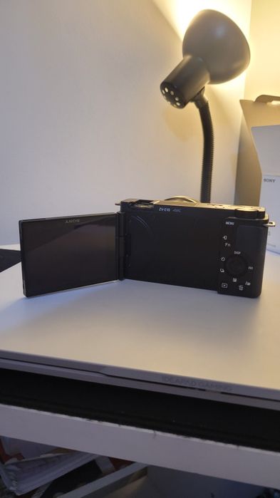 Camera Sony ZV-E10