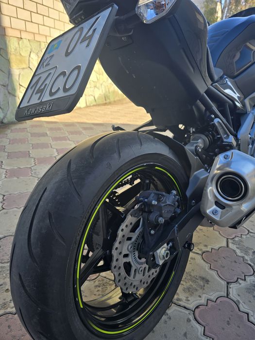Продам мотоцикл kawasaki Z900