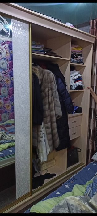 Продаю шкаф купе