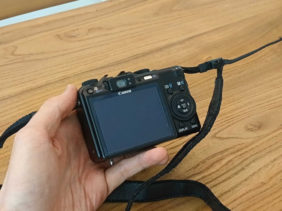 Canon G7X - но дешевле