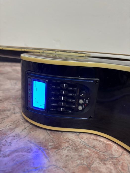 Гитара Акустически