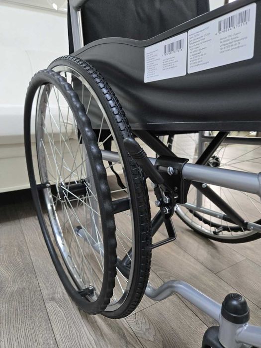 Кресло-коляска новая