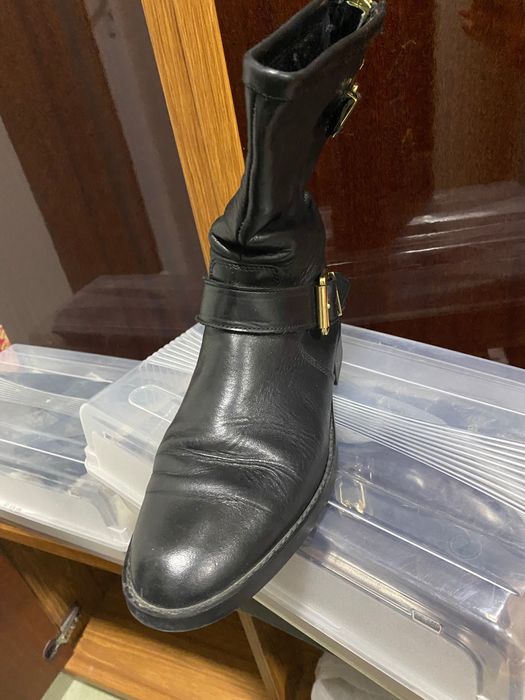 Ботинки женские , ношеные