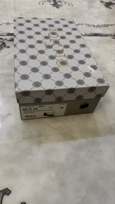 Туфли бренда Poletto