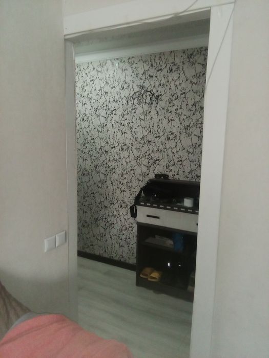 Продам 1,5ку на Глинки