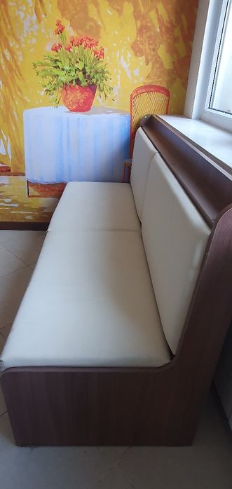 Продам диванчик на кухню