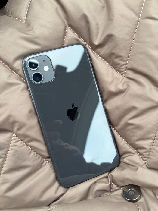 Продам iphone 11 128gb