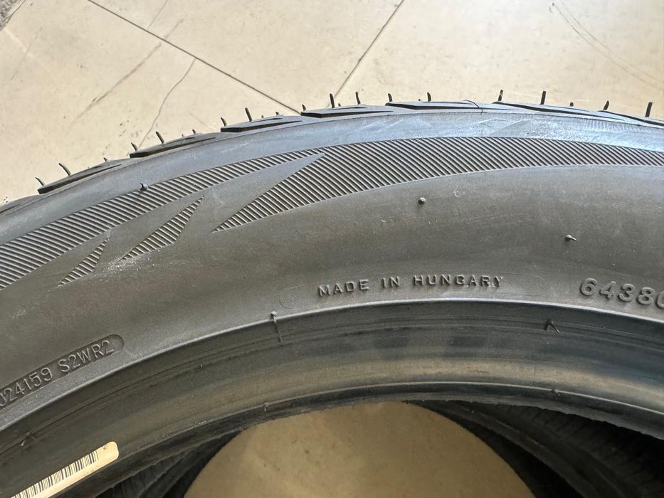 Anvelope iarna noi Bridgestone 235 50 18