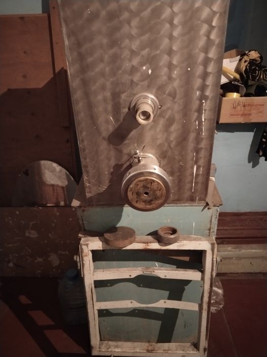 Продается. МАКИЗ
