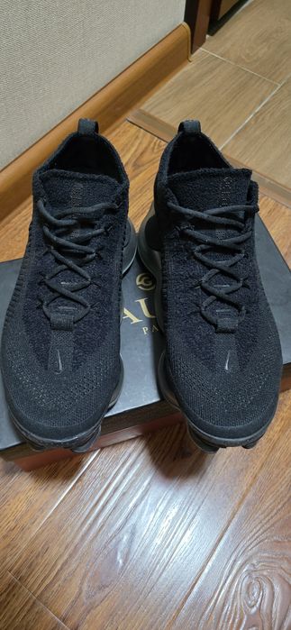 Кроссовки от "Nike"