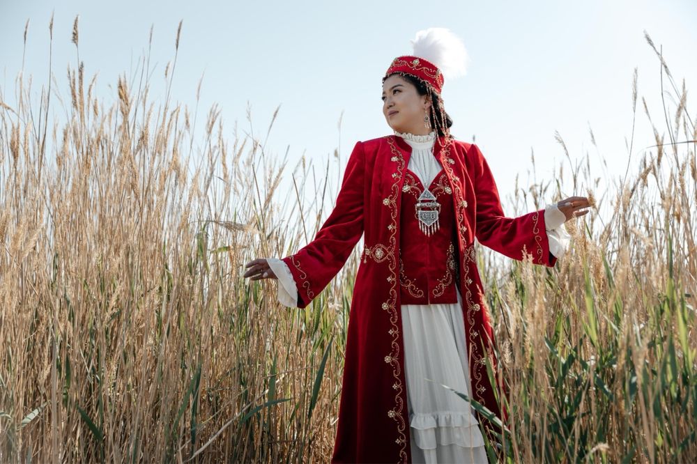 Бешпет,Кажекей сатылады.