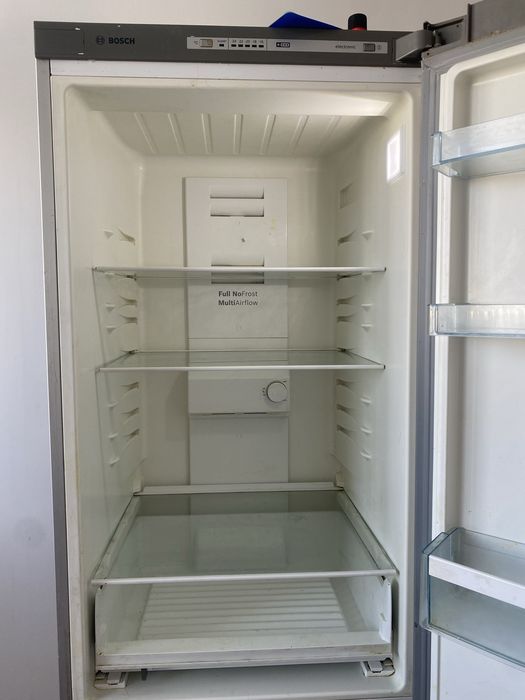 Холодильник сатылады