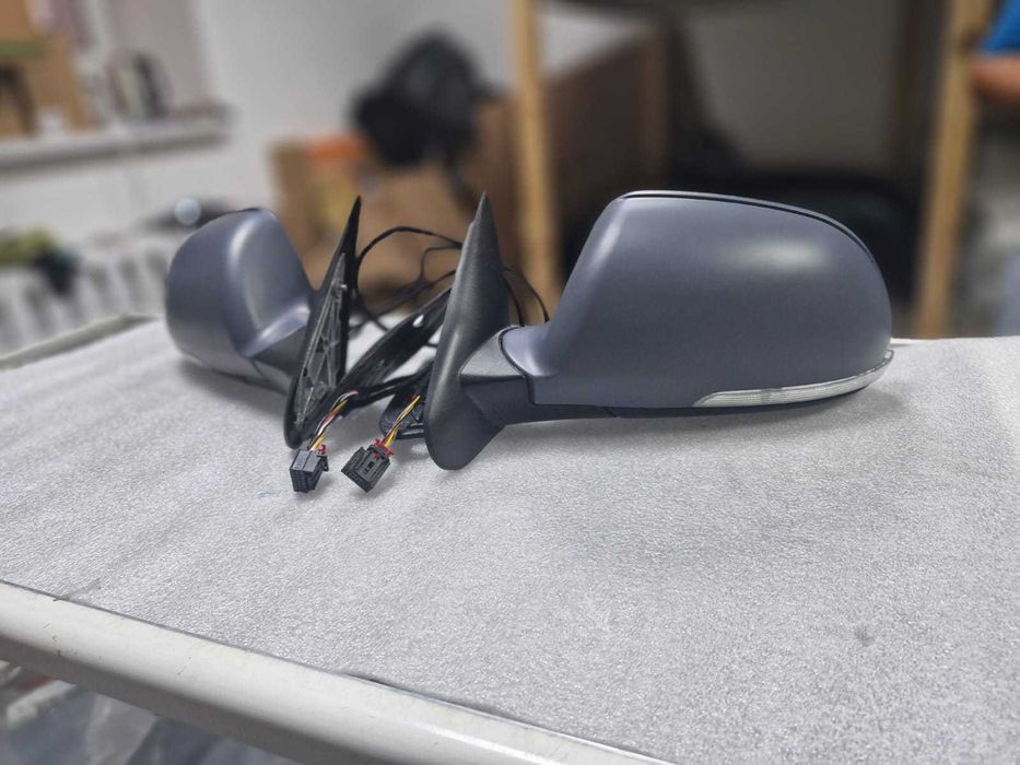 Зеркало в сборе Skoda Octavia A5