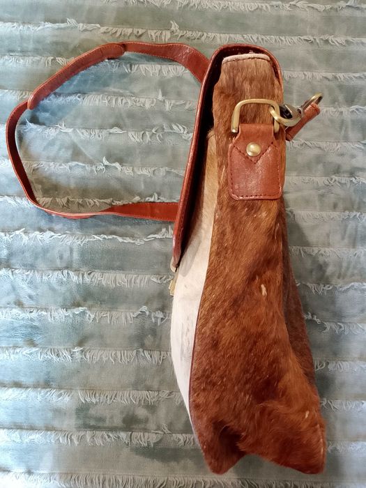 Дамска чанта от естествена кожа и косъм