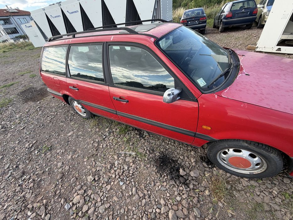 VW Passat B4 Variant 1.8 90 к.с. 1994 г на части