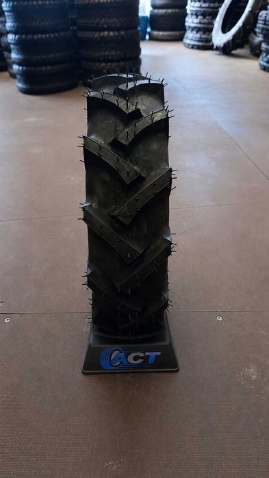 нови Селскостопански гуми MRL 4.80/4.00-8 4PR MIM 374 – Индия