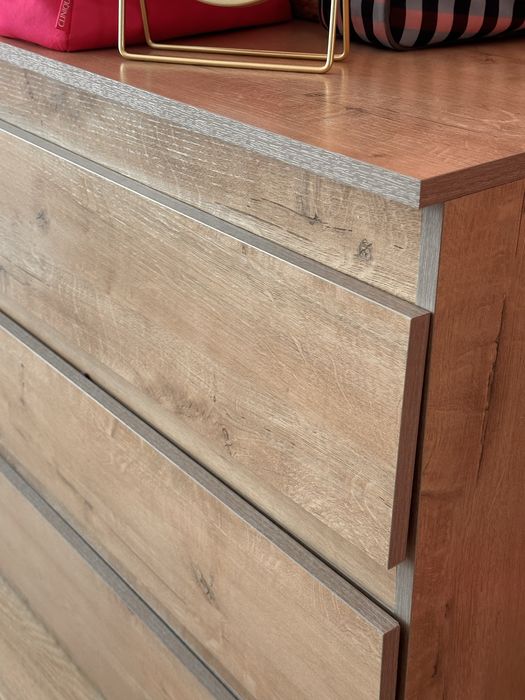 Комод с 6 ящиками, цвет дуб