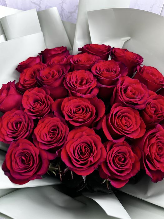 Продам свежие цветы розы