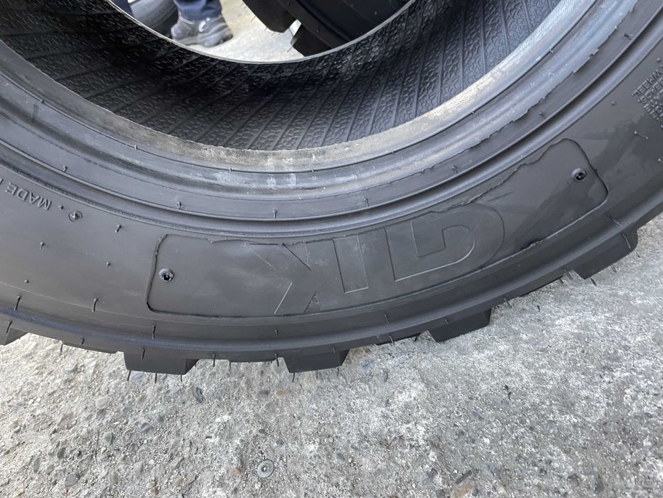 12-16.5 Cauciucuri noi Industriale BOBCAT livrare rapida