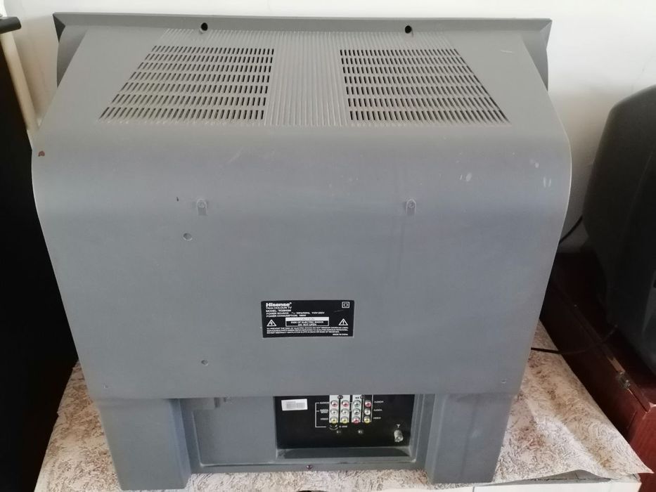 Hisense 2 телевизора