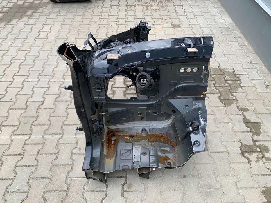 BMW F15 X5 Предна лява страница (четвъртинка)