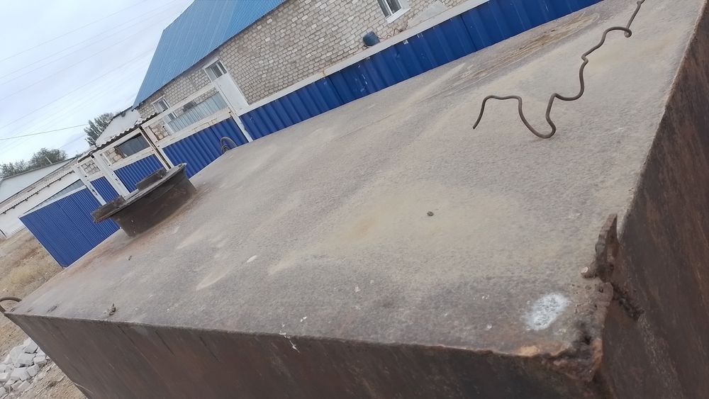 Цистерна для воды и гсм