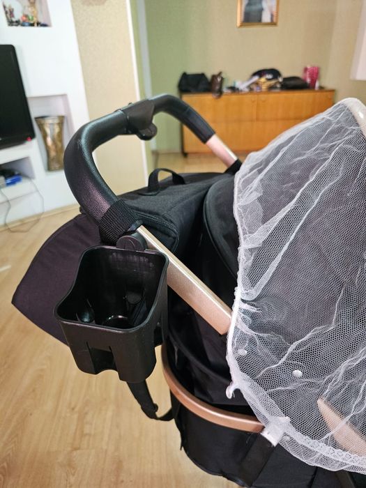 Всесезонная коляска 3 в 1