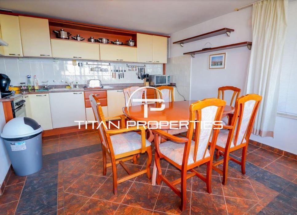 Дава се под наем Многостаен апартамент в Варна, Генералите - 120 кв.м за 747.66 € - Снимка #2