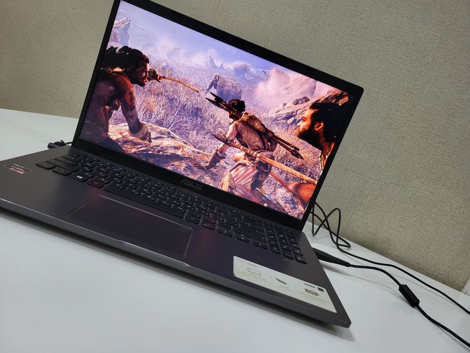 Мощный ноутбук Ryzen 7 ASUS