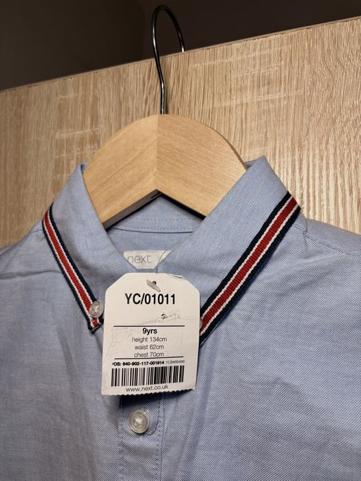 Нова детска риза на марката Next за 9г. с етикет