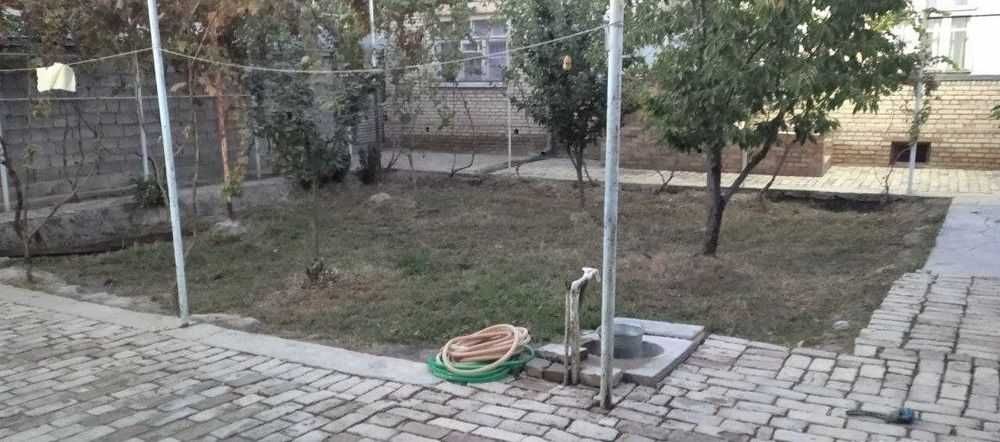 Продаётся дом в центре города, по улице Льва Толстого