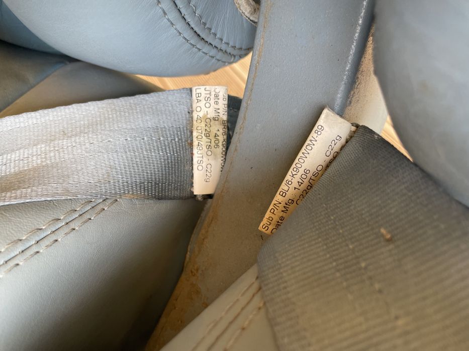 Продам кресла от самолета