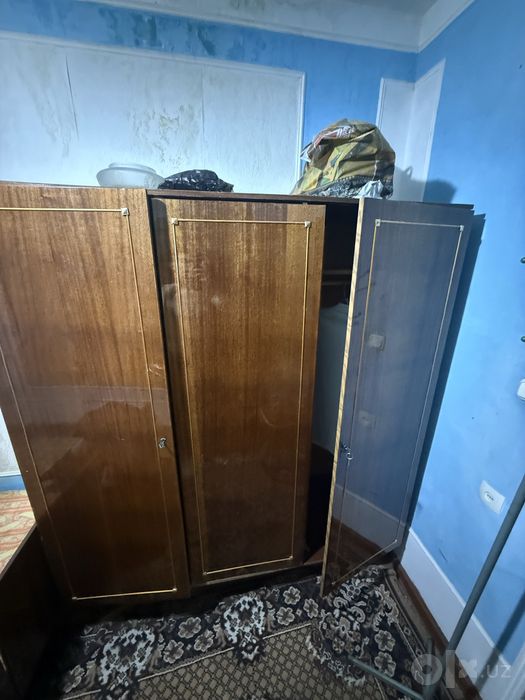 2 спальная кроват, шкаф и трумо