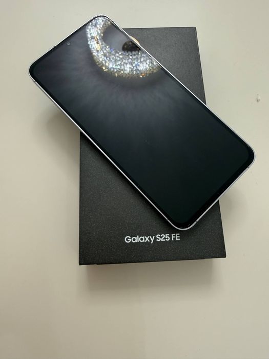 Samsung Galaxy S25 FE 8/128GB (Navy / Вьетнам / Официальный)
