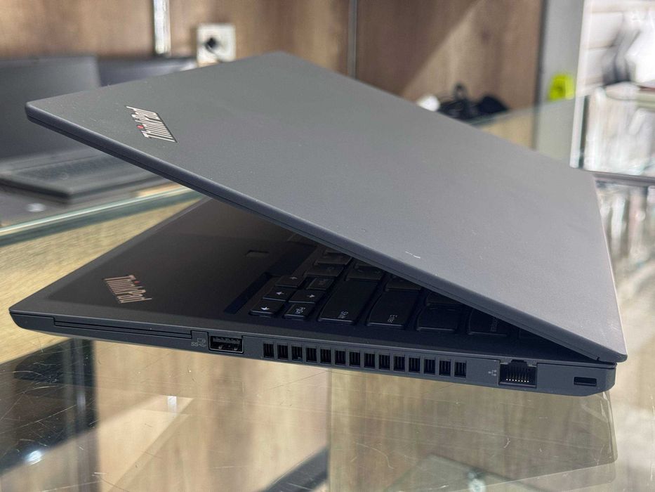 Lenovo ThinkPad T14 intel Core i5-1145G7 озу8гб 128ssd