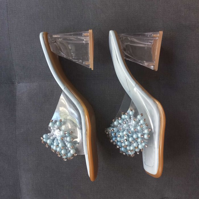 Чехли на ток с маниста